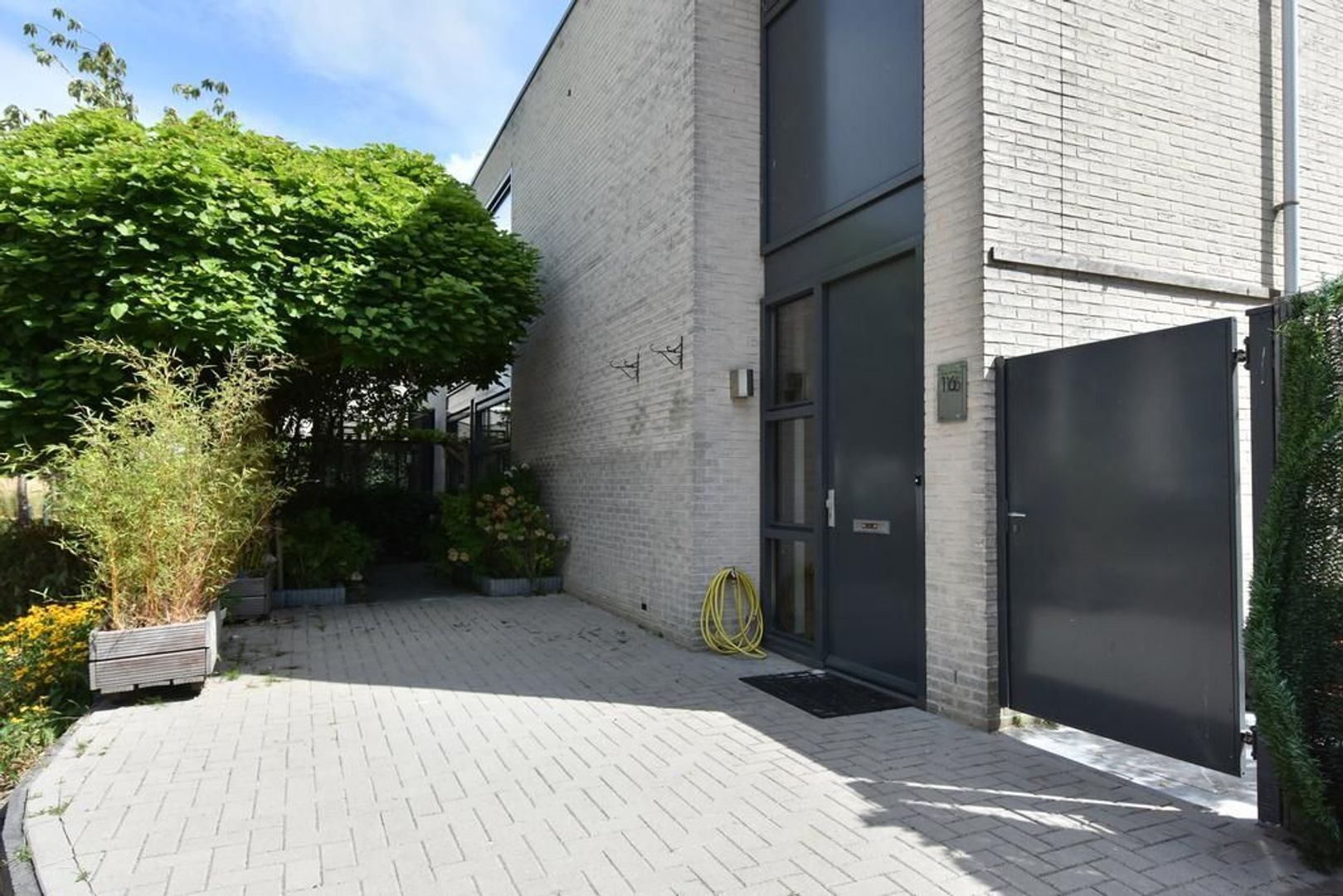 Huis Pieter de Voisstraat 16 in Den Haag