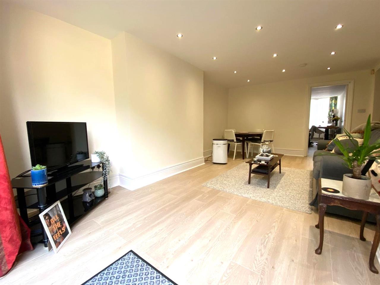 Flat Tufnell Park Road in Greater London