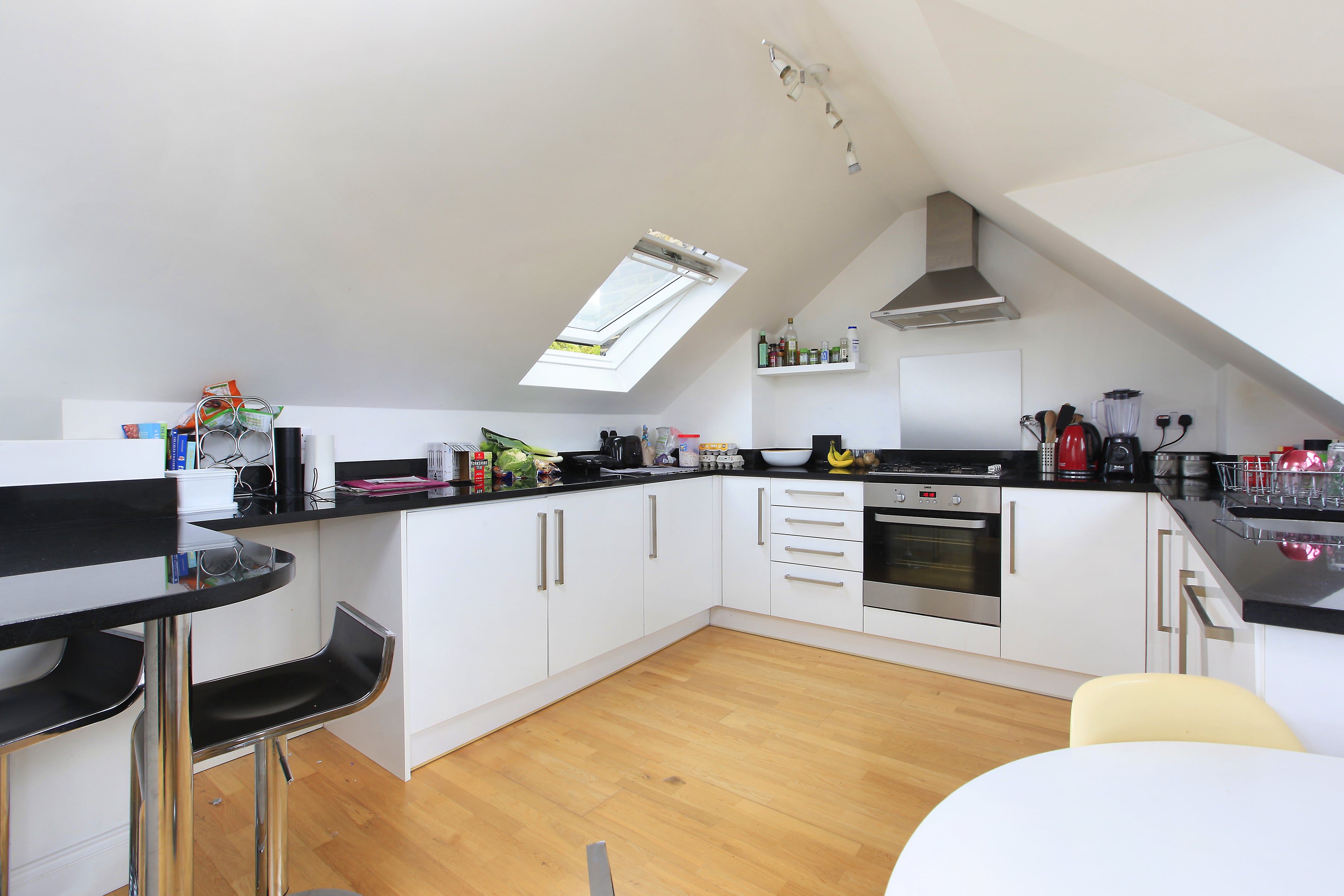 Flat Poynders Road in Greater London