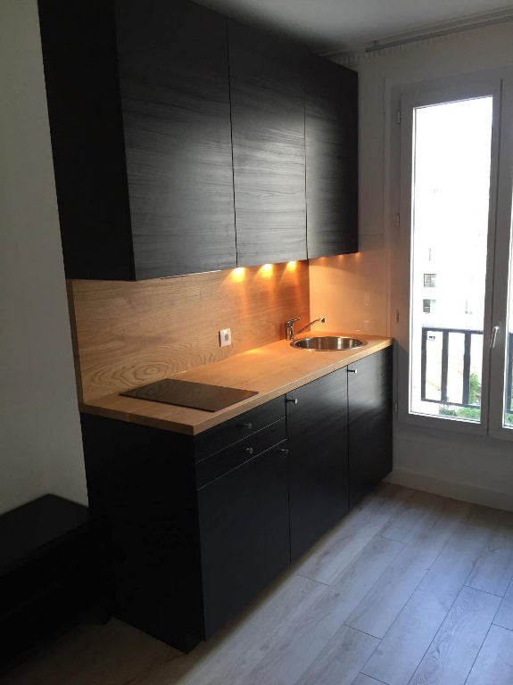 Flat Rue Paul Bert in Puteaux