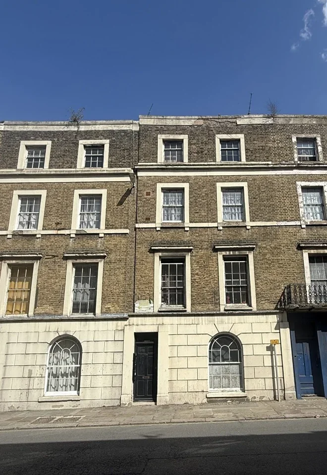 Flat Harmer Street in Gravesham