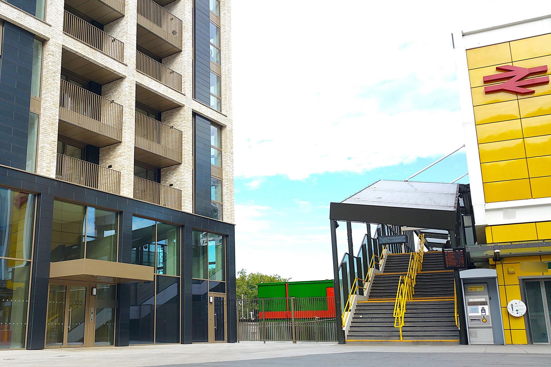 Flat Caithness Walk in Greater London