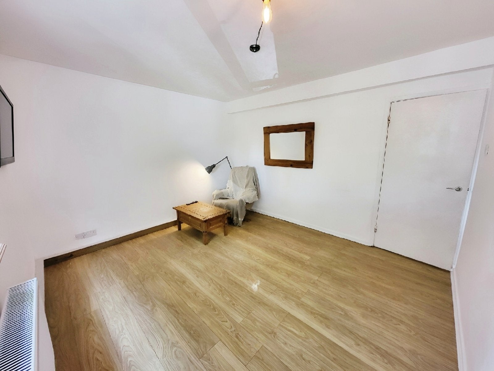 Flat Ashton Lane in Trafford