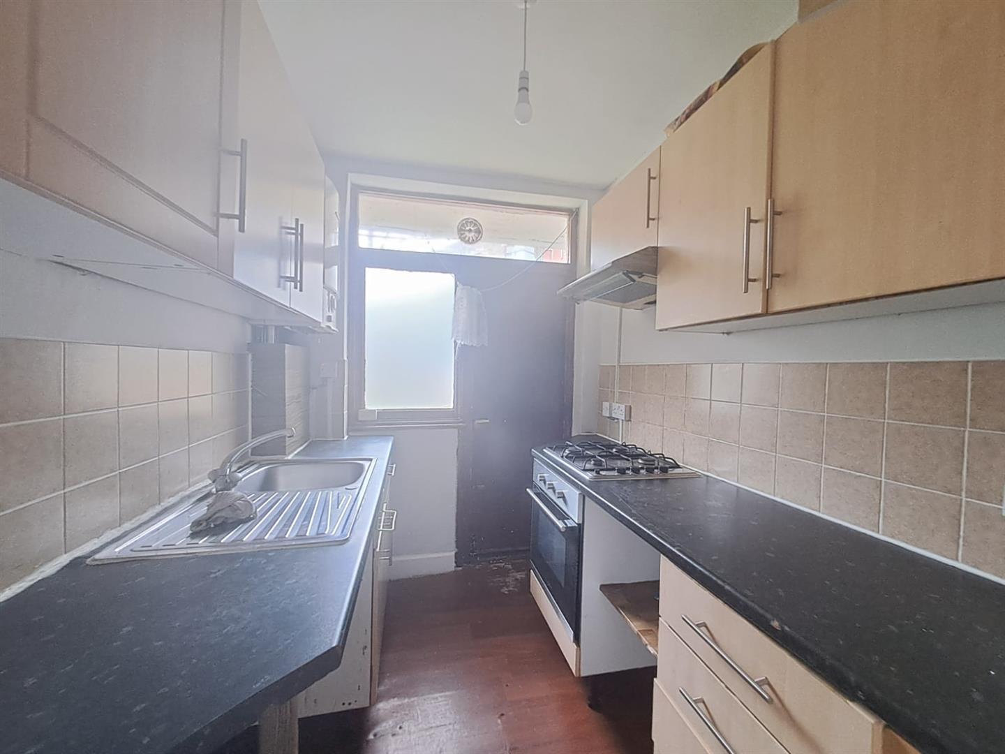 Flat Lyham Road in Greater London