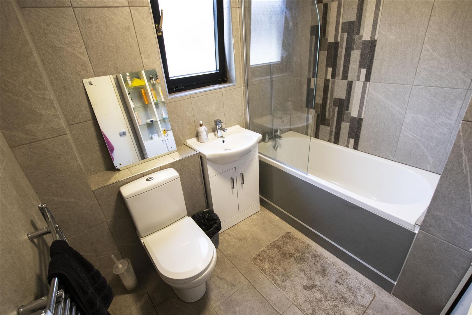 Flat Dalloway Close in Birmingham