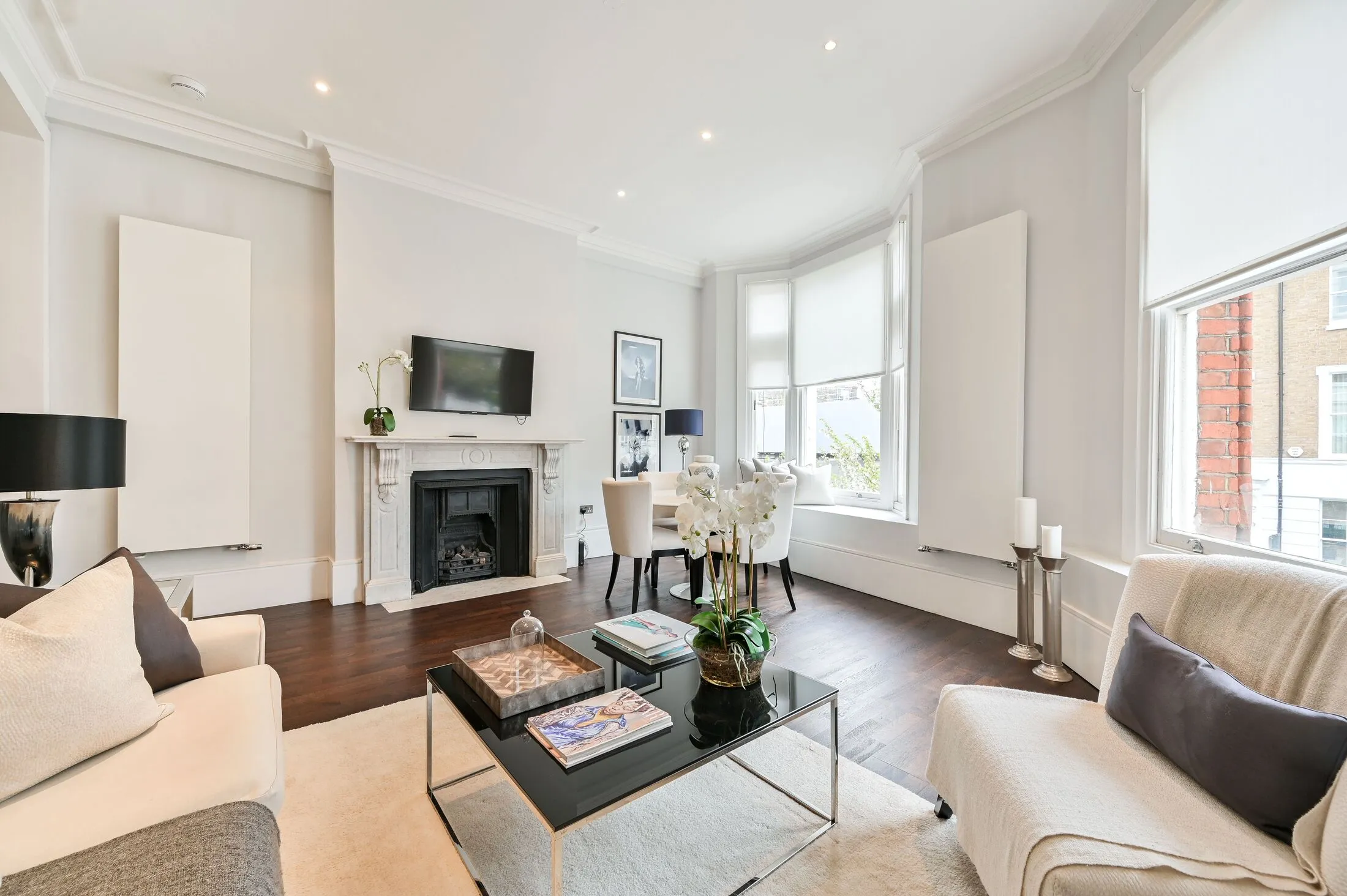 Flat Old Brompton Road in Greater London