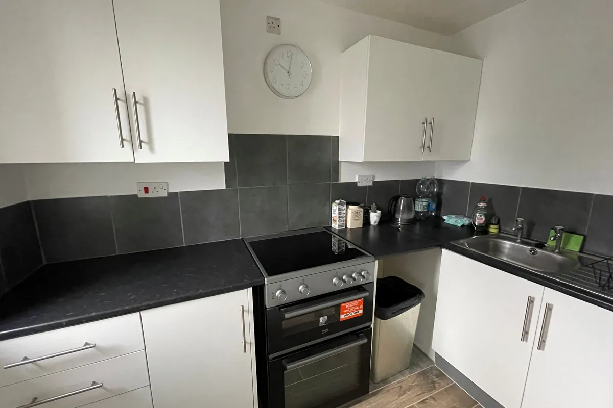 Flat Carman Close in Stratton St. Margaret