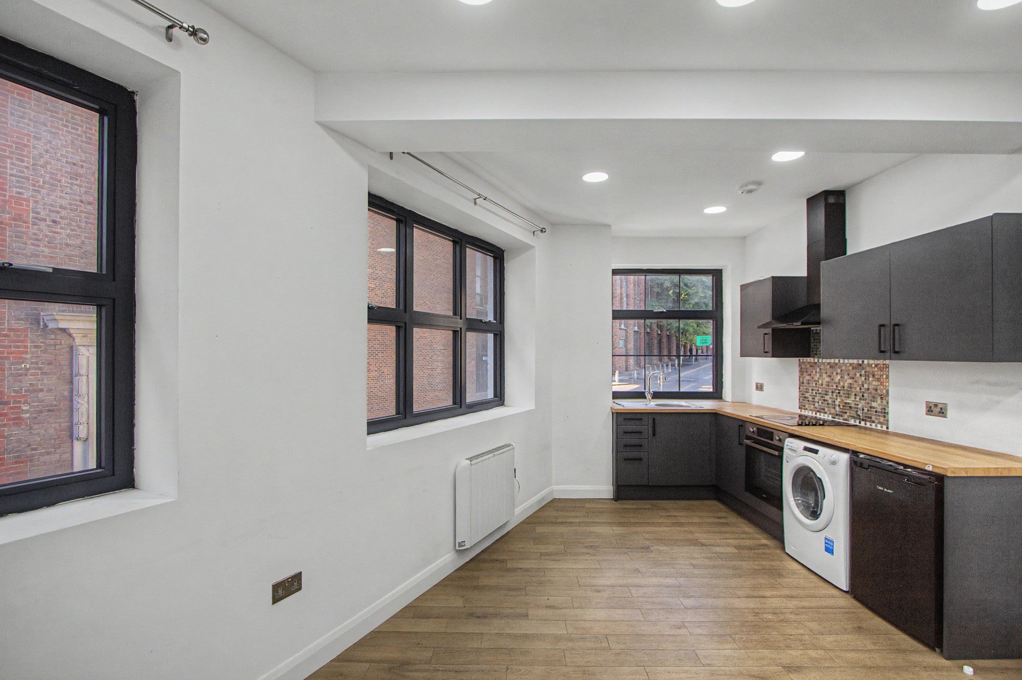 Flat Dunstable Place in Luton