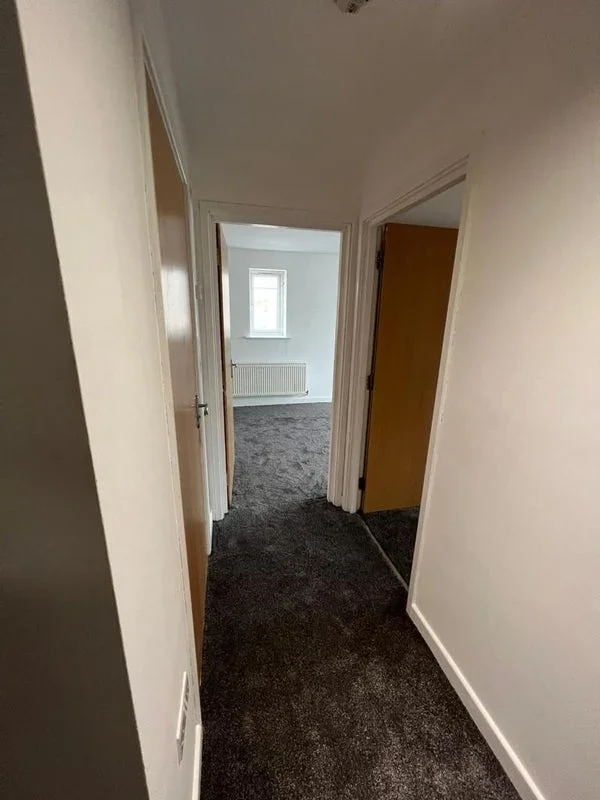 Flat Ringwood Road in Poole