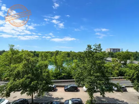 Flat Allée du Lac in Lyon