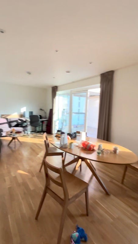 Room Cheering Lane in Greater London