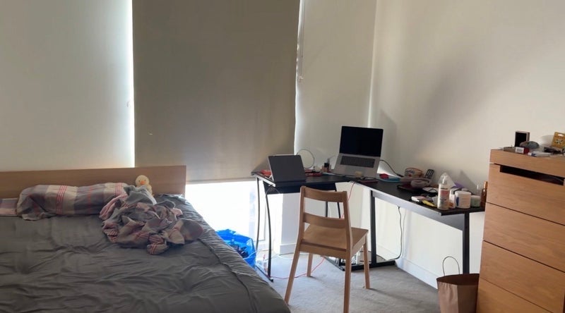 Room Cheering Lane in Greater London