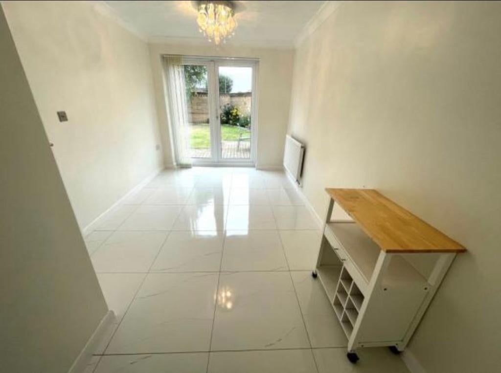 House Sedgemoor Way in Derby