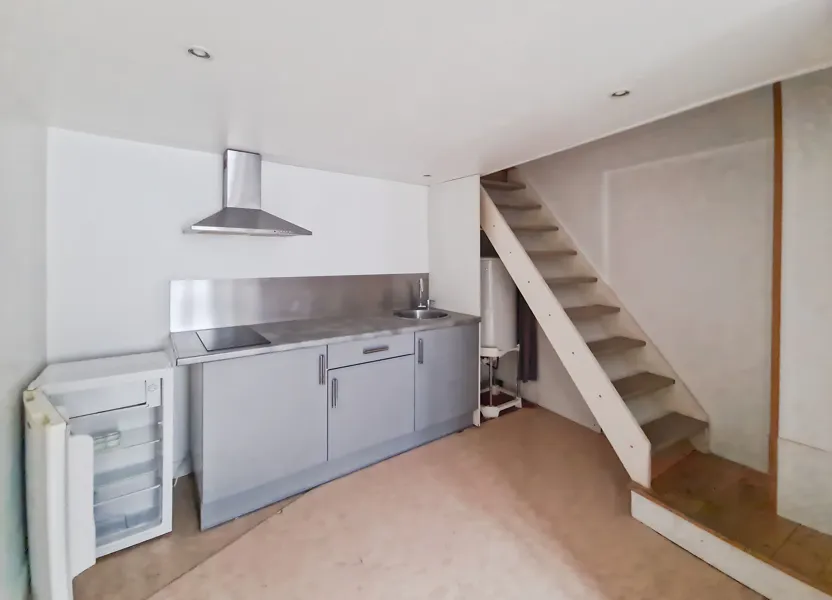 Room Rue de la Charpenterie in Orléans