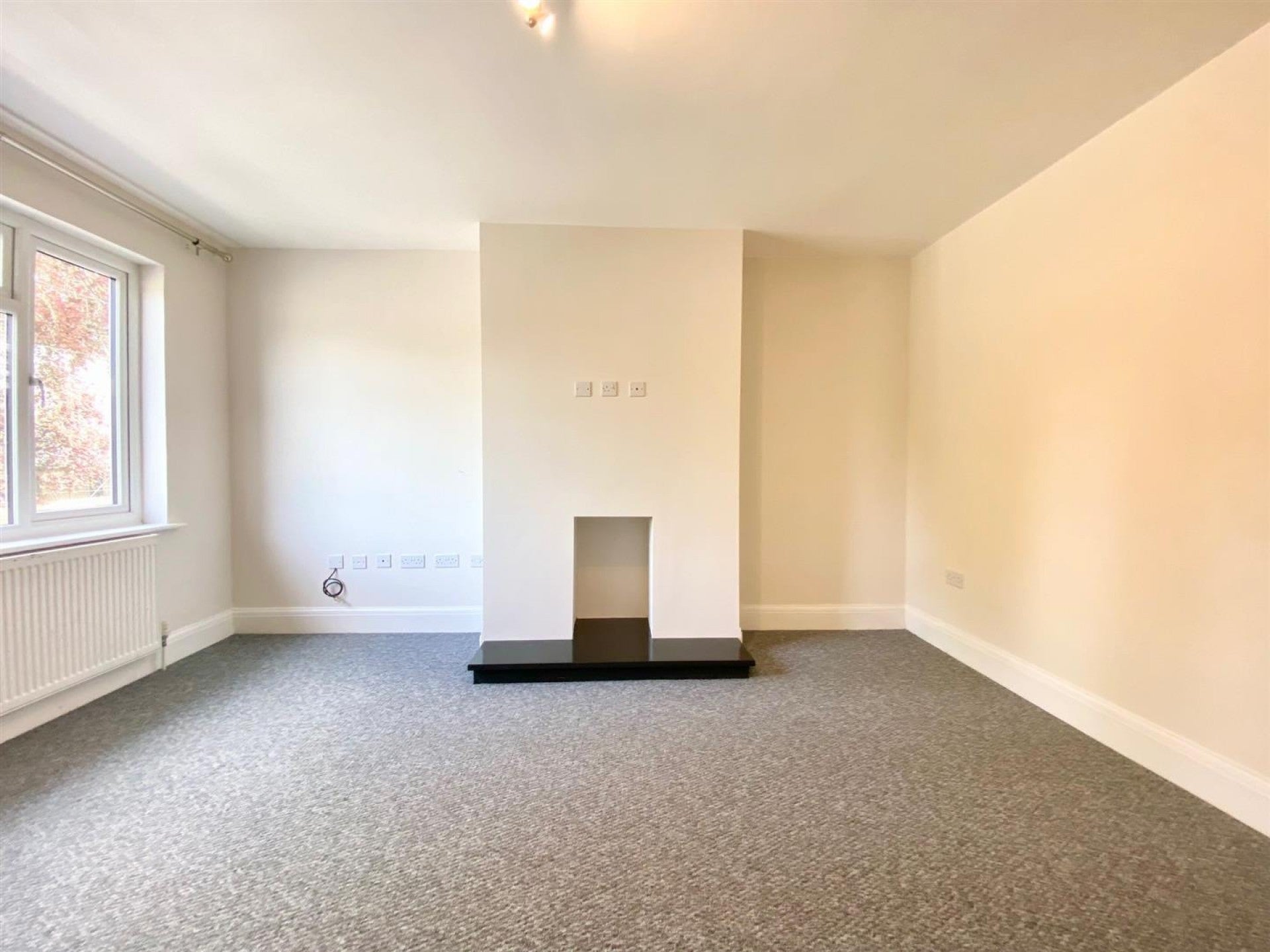 Flat Redcatch Road in Bristol
