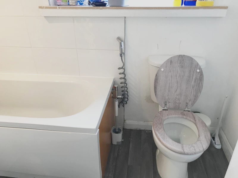Room Springfield Gardens in Greater London