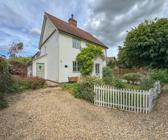 House The Street (Lidgate) in West Suffolk