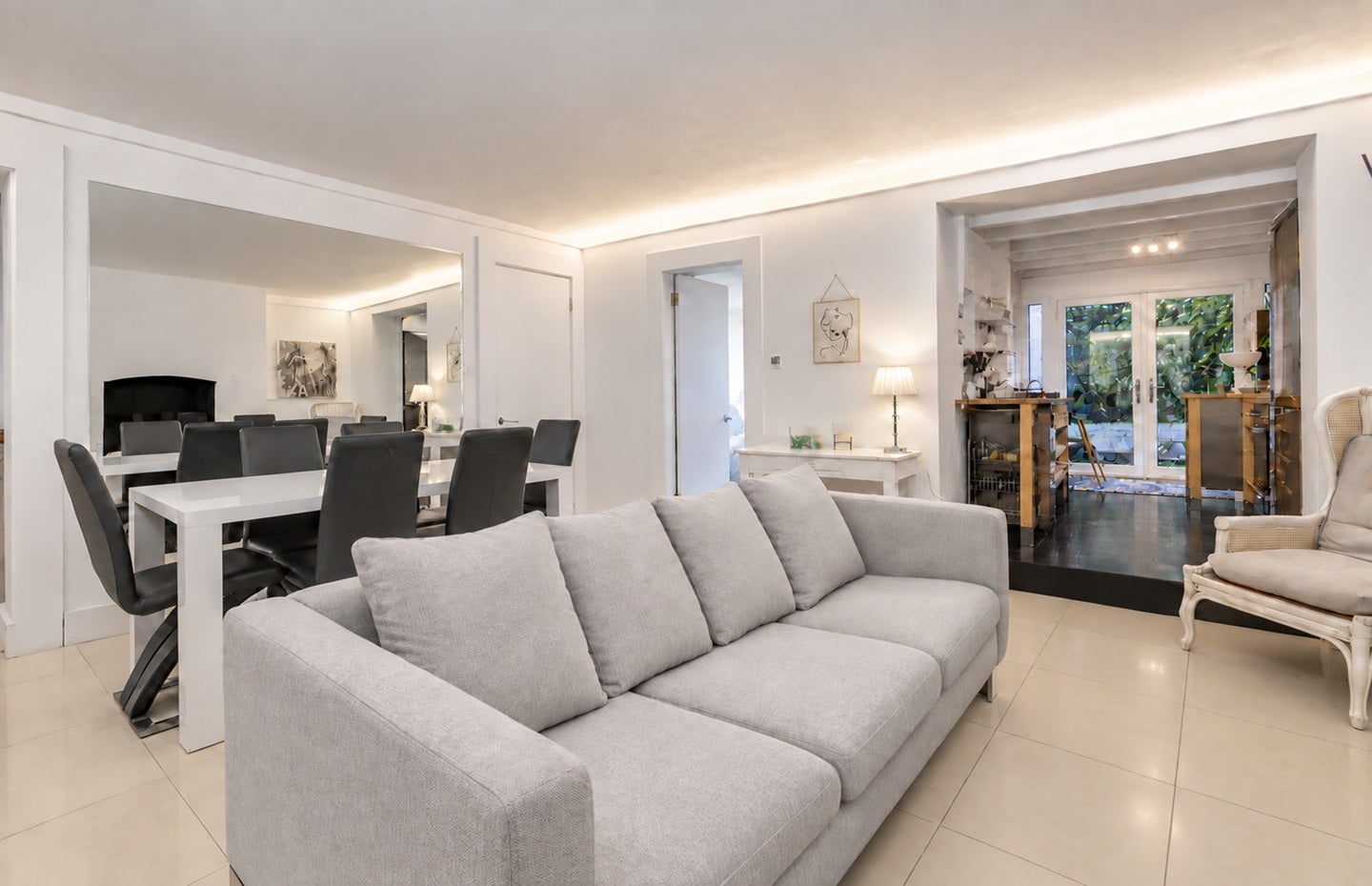 Flat Lillie Road in Greater London