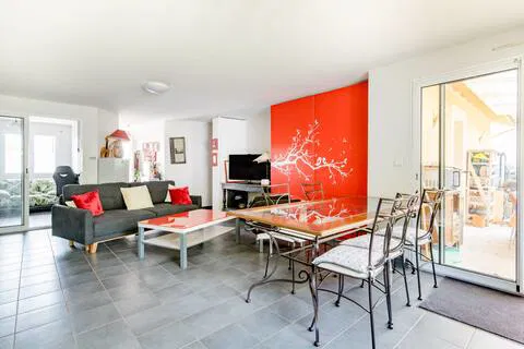 Room Allée Marco Polo in Villefontaine