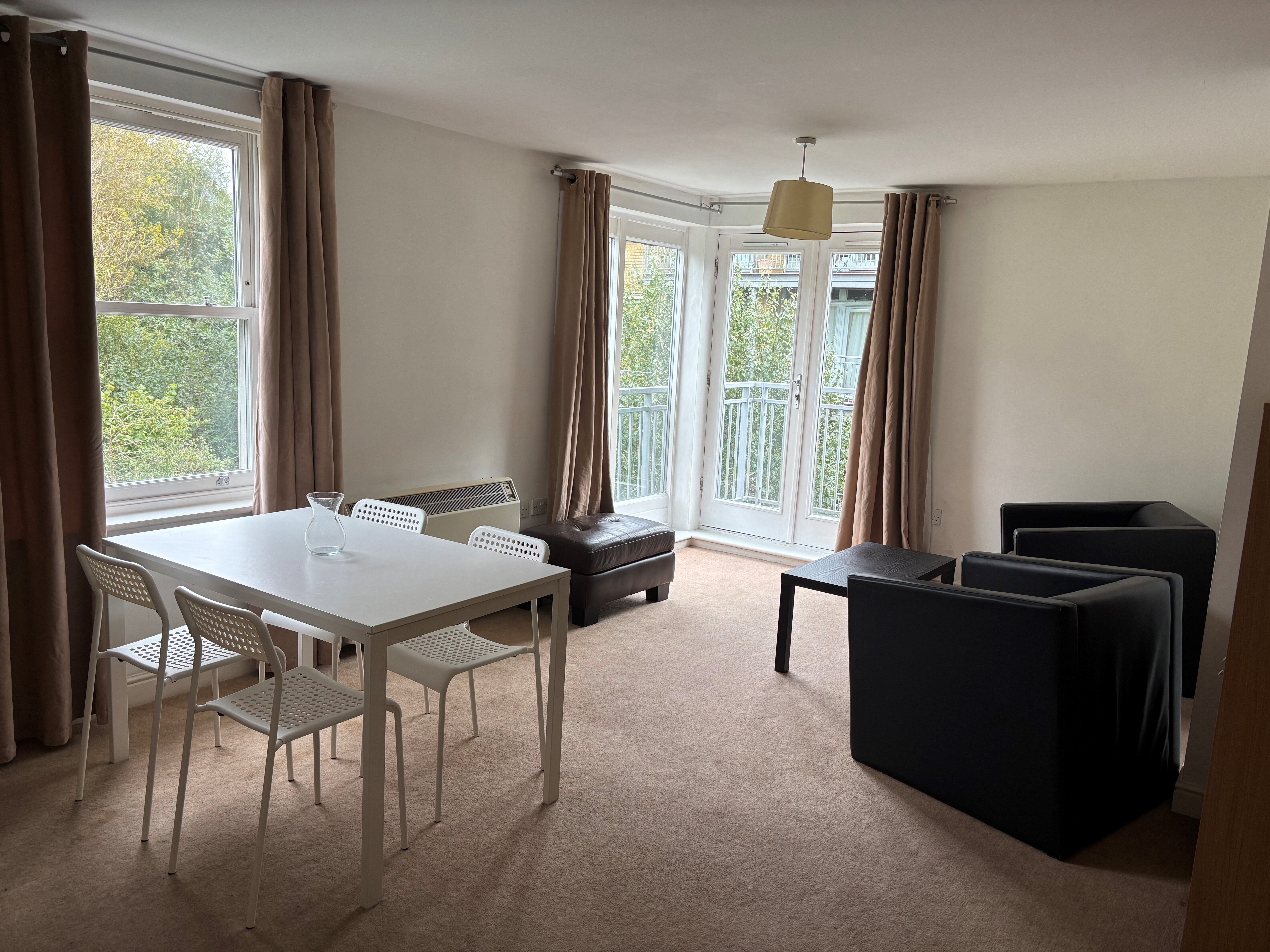 Flat Bingley Court in Canterbury