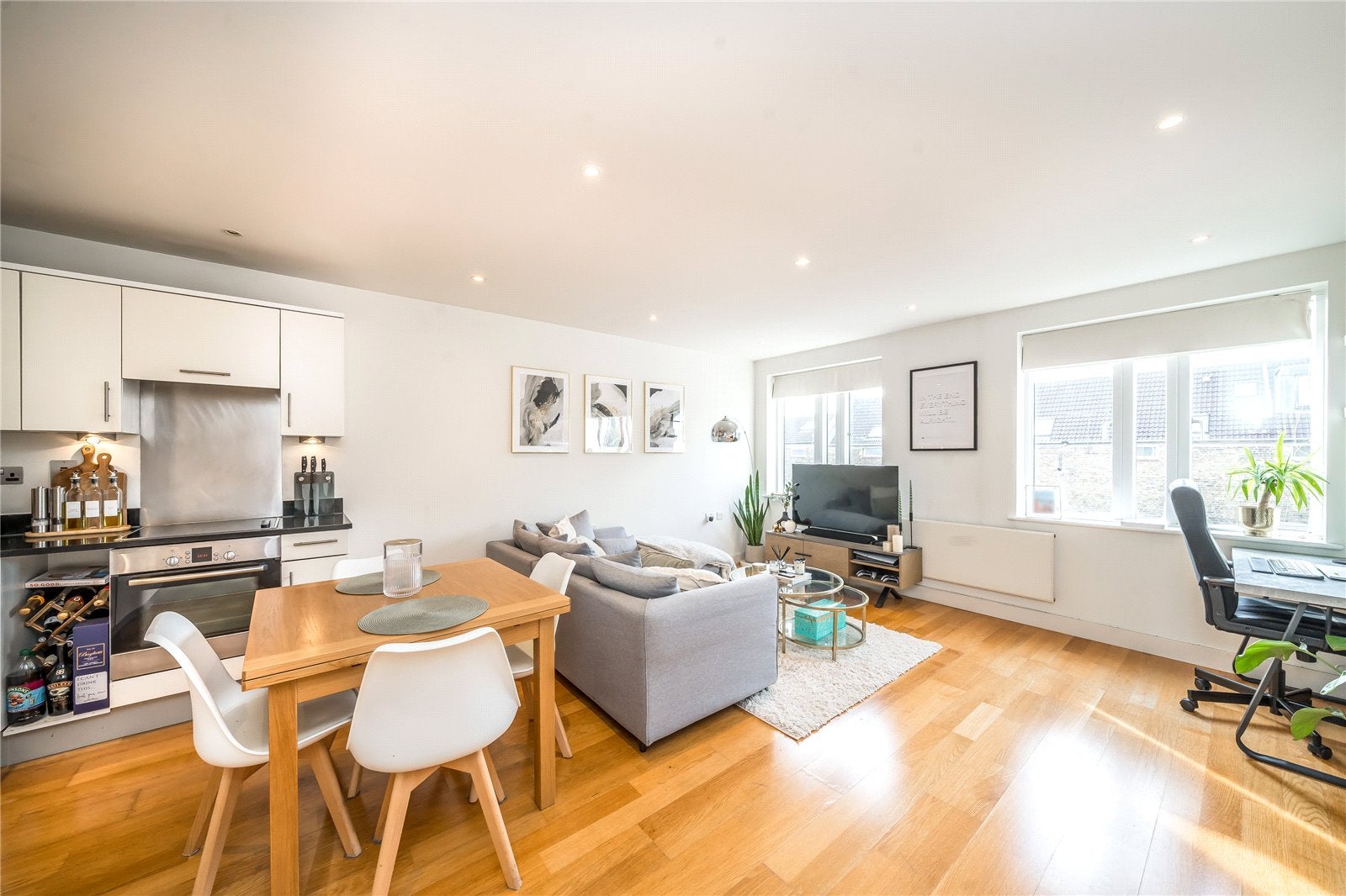 Flat Clapham Common South Side in Greater London