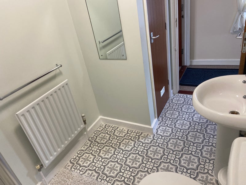 Room Turnpike Lane in Greater London