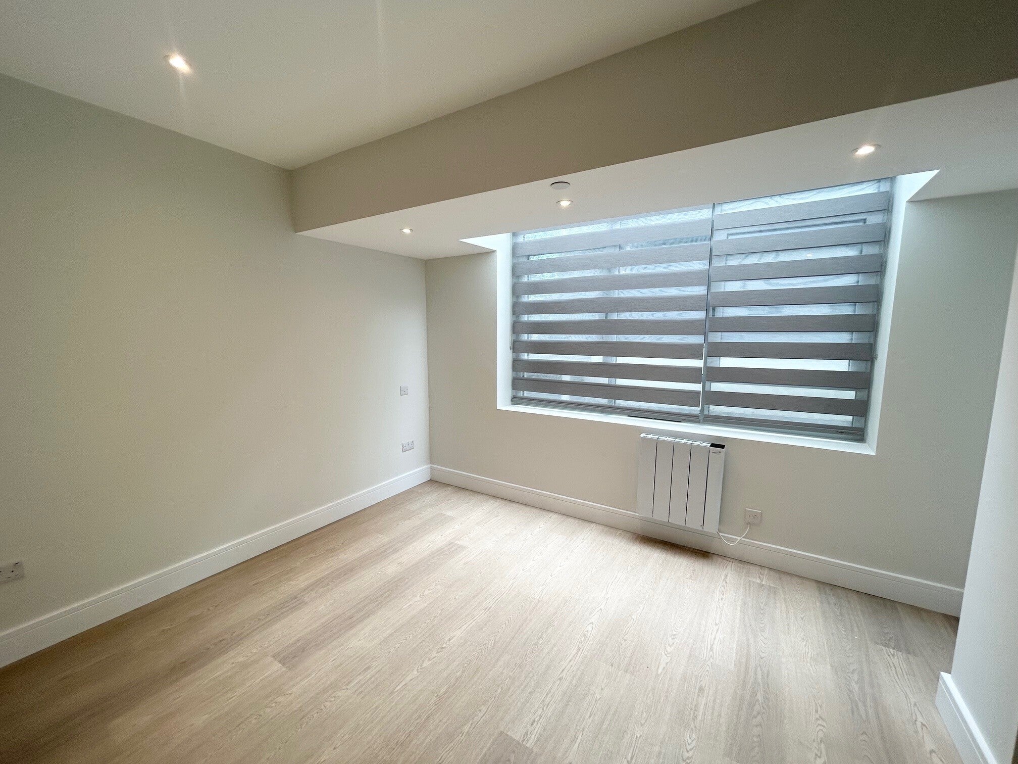 Flat Dean Park Crescent in Bournemouth