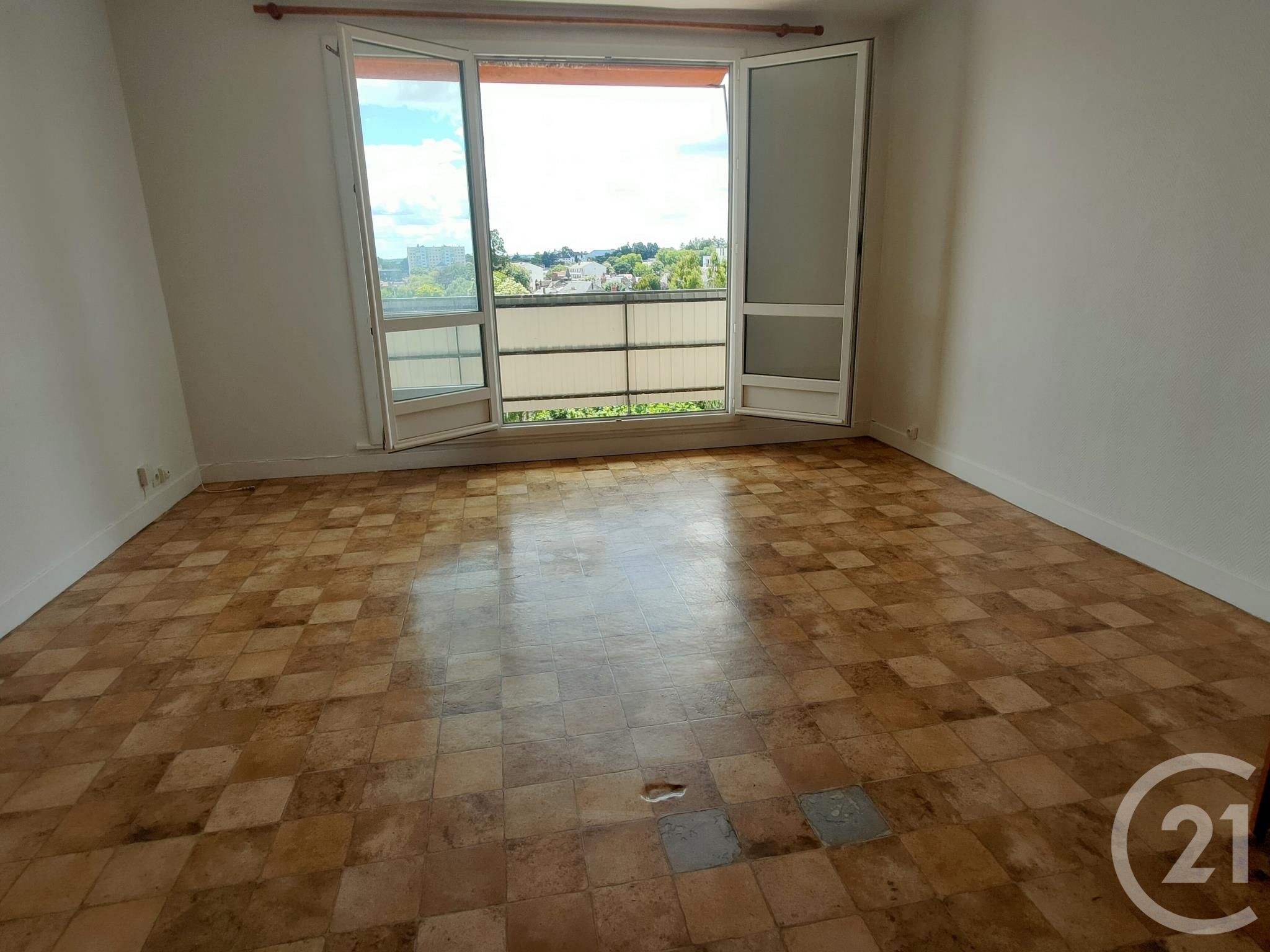 Appartement Route Nationale à Saint-Léger-des-Vignes