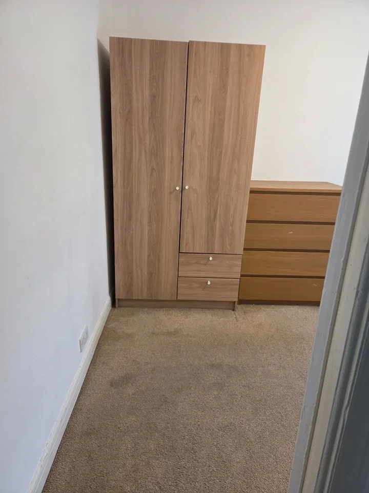Room Uphill Drive in Greater London
