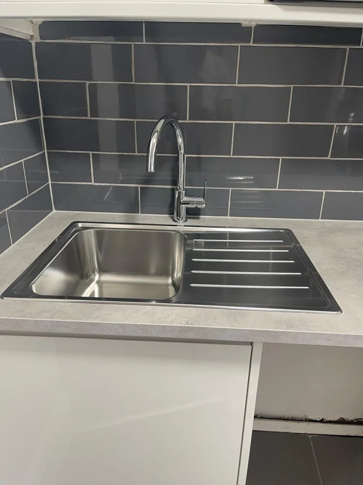Flat Merlin Crescent in Greater London