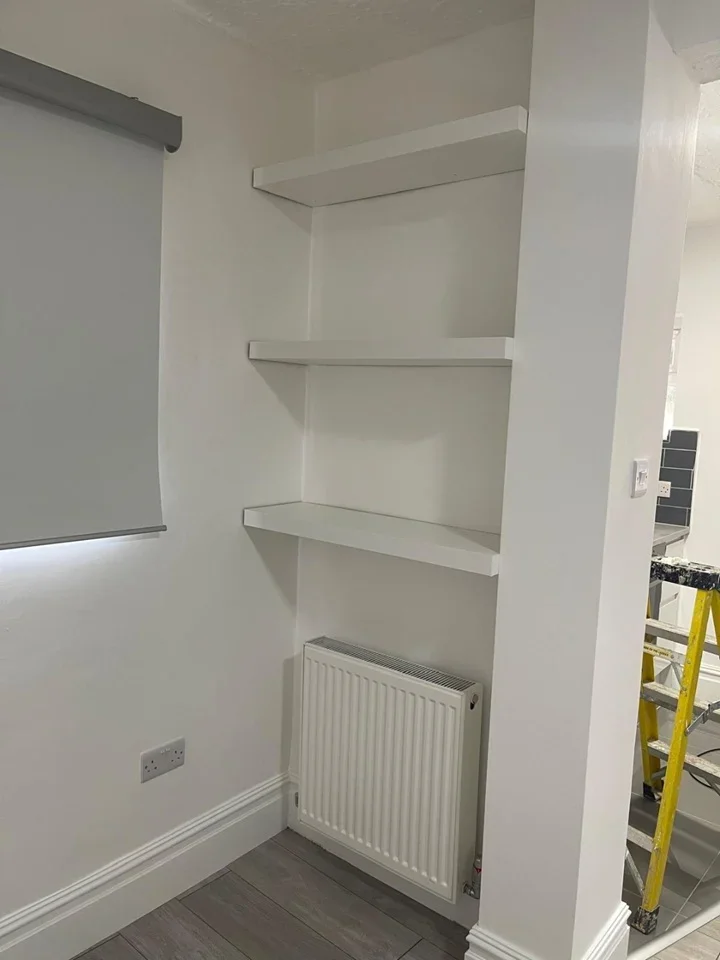 Flat Merlin Crescent in Greater London