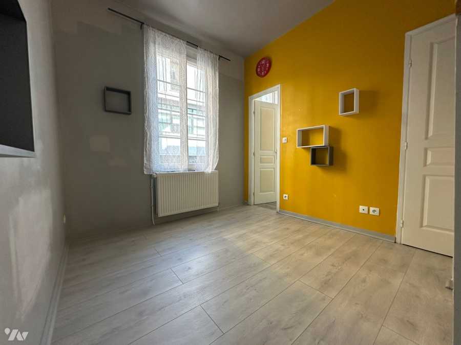 Flat Rue Jean Revel in Rouen