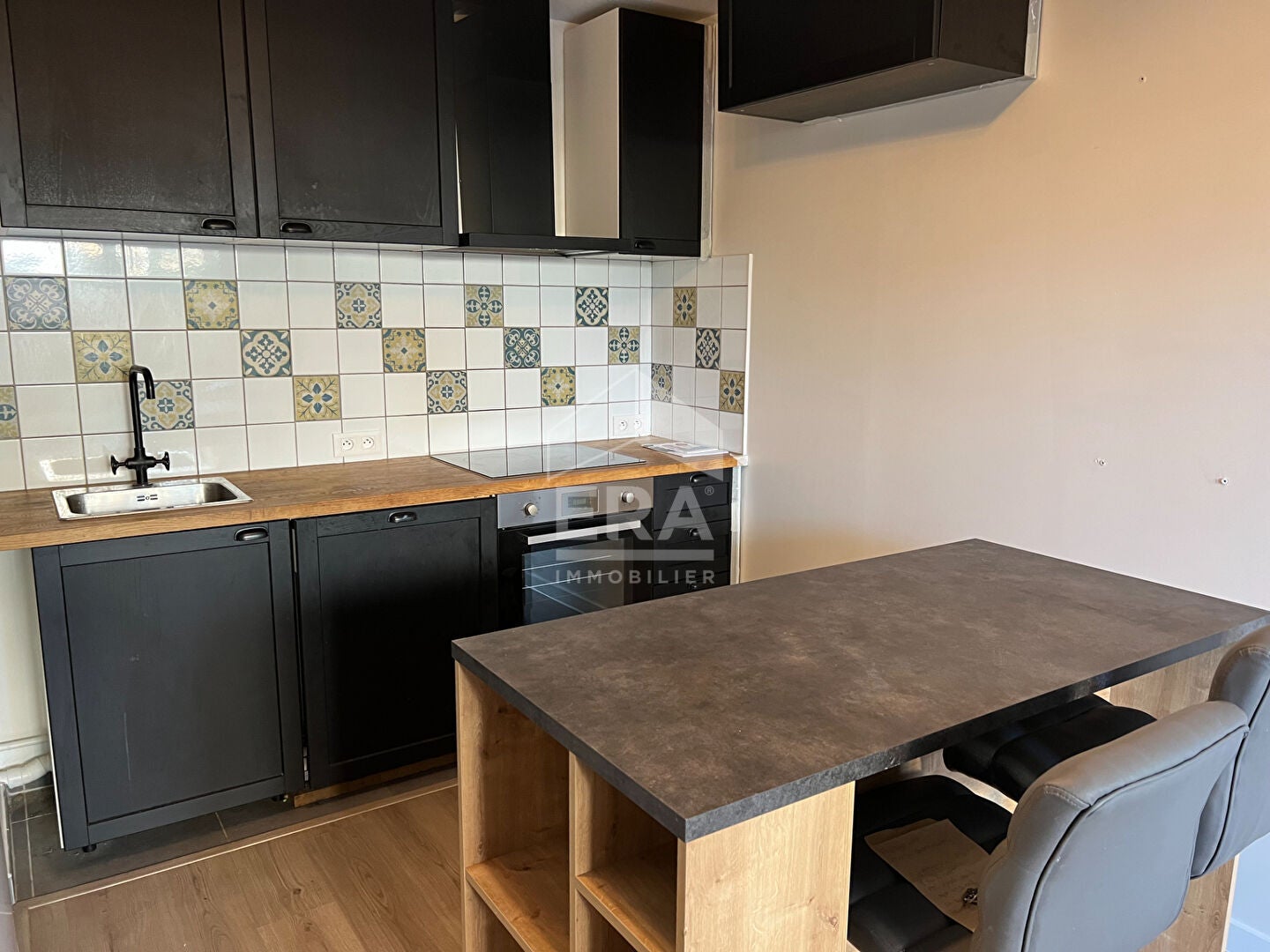 Flat Place de la Farandole in Neuilly-sur-Marne