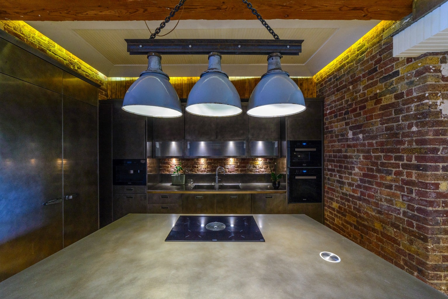Flat Belmont Street in Greater London