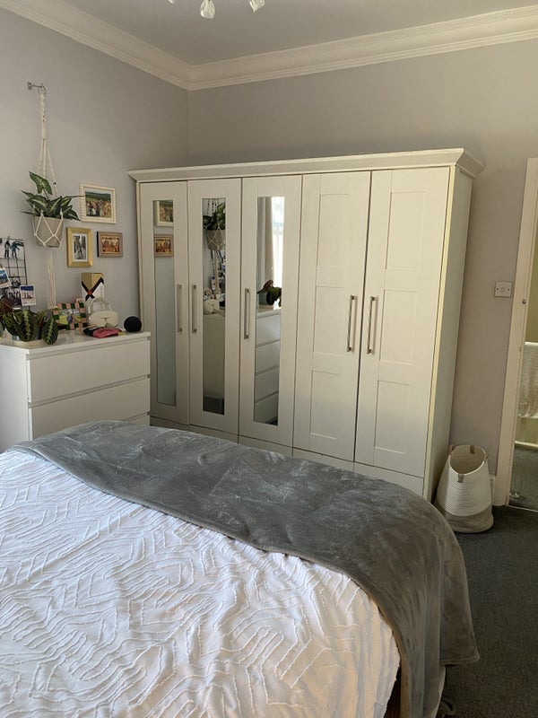 Room Bedford Hill in Greater London