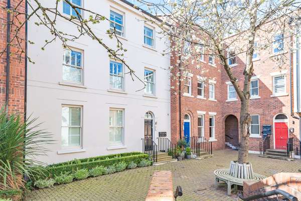 Flat Heritage Court in Chester