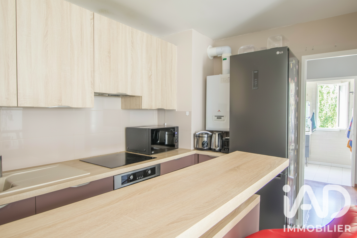 Appartement Rue de l'Écoute s'Il Pleut à Fleury-Mérogis