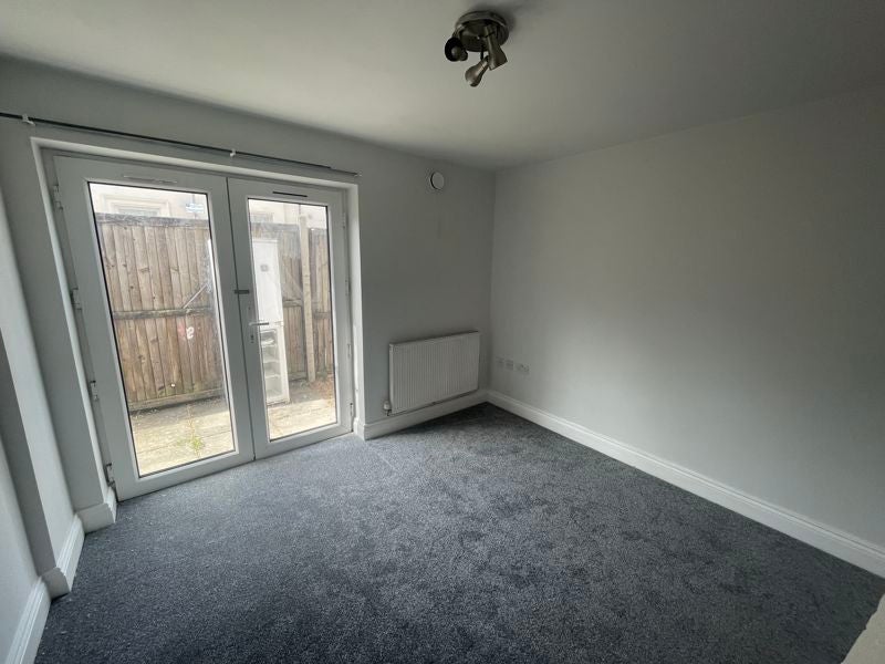 Flat Montgomerie Road in Portsmouth