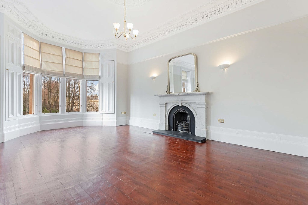 Flat Hamilton Park Avenue in Glasgow