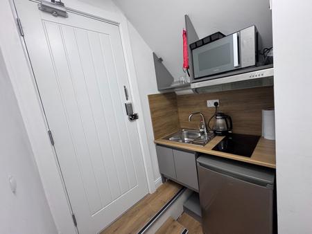 Room Radcliffe Road in Nottingham