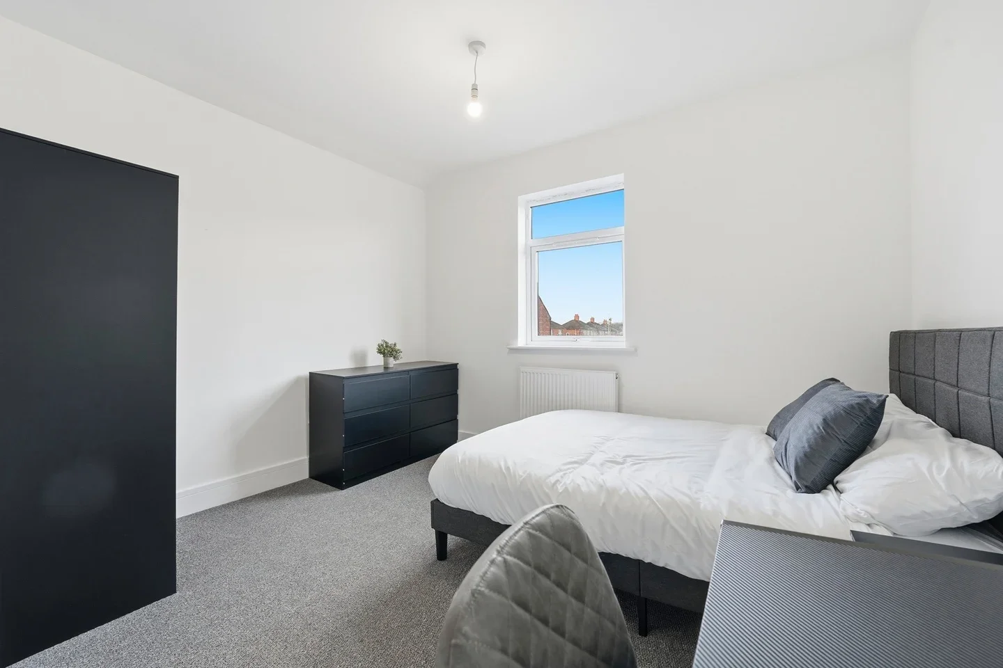 Room Henry Street in Crewe