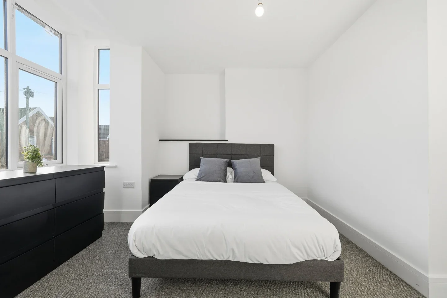 Room Henry Street in Crewe