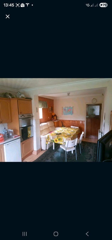 Room Sydney Road in Greater London