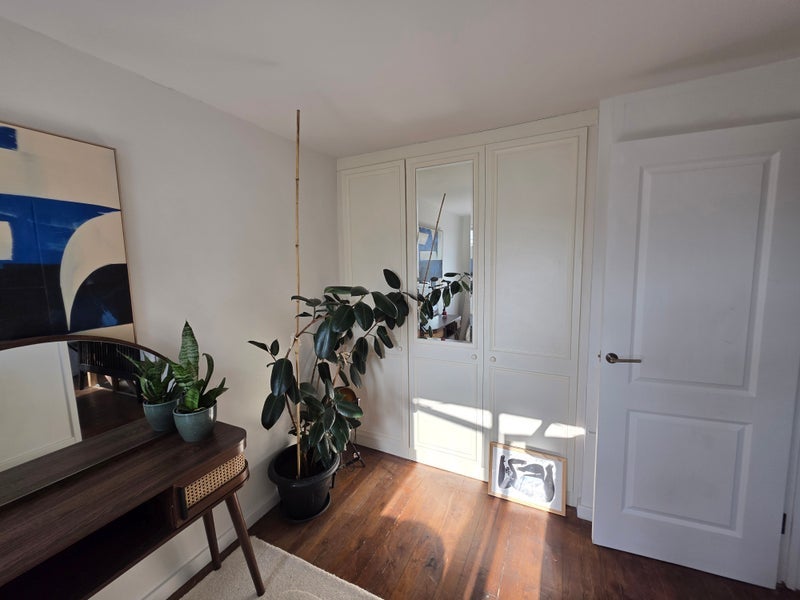 Room Canrobert Street in Greater London