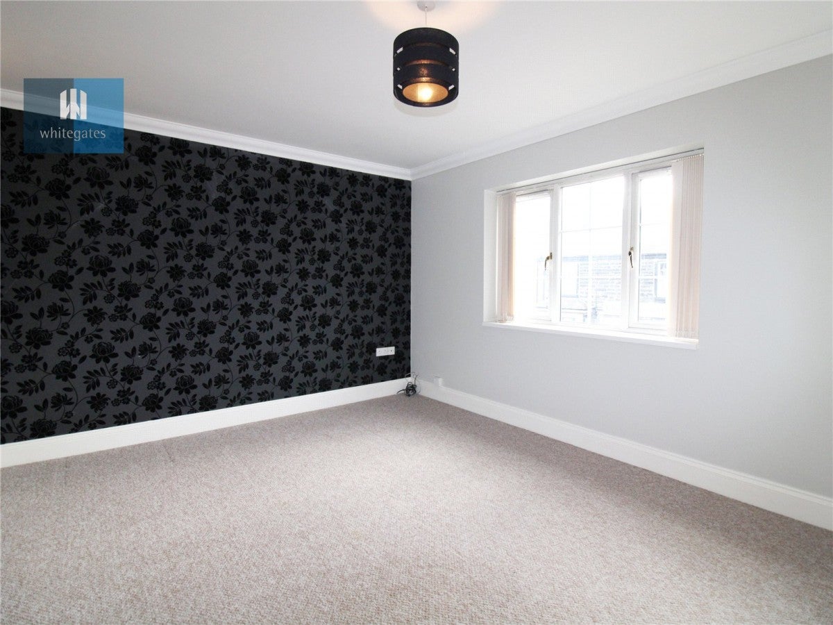 Flat Hill Close in Wakefield