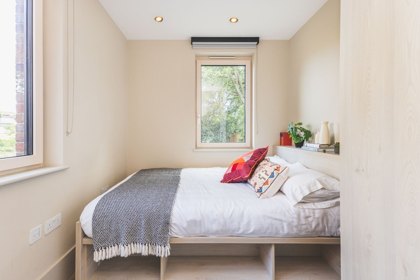 Room Augustus Road in Greater London