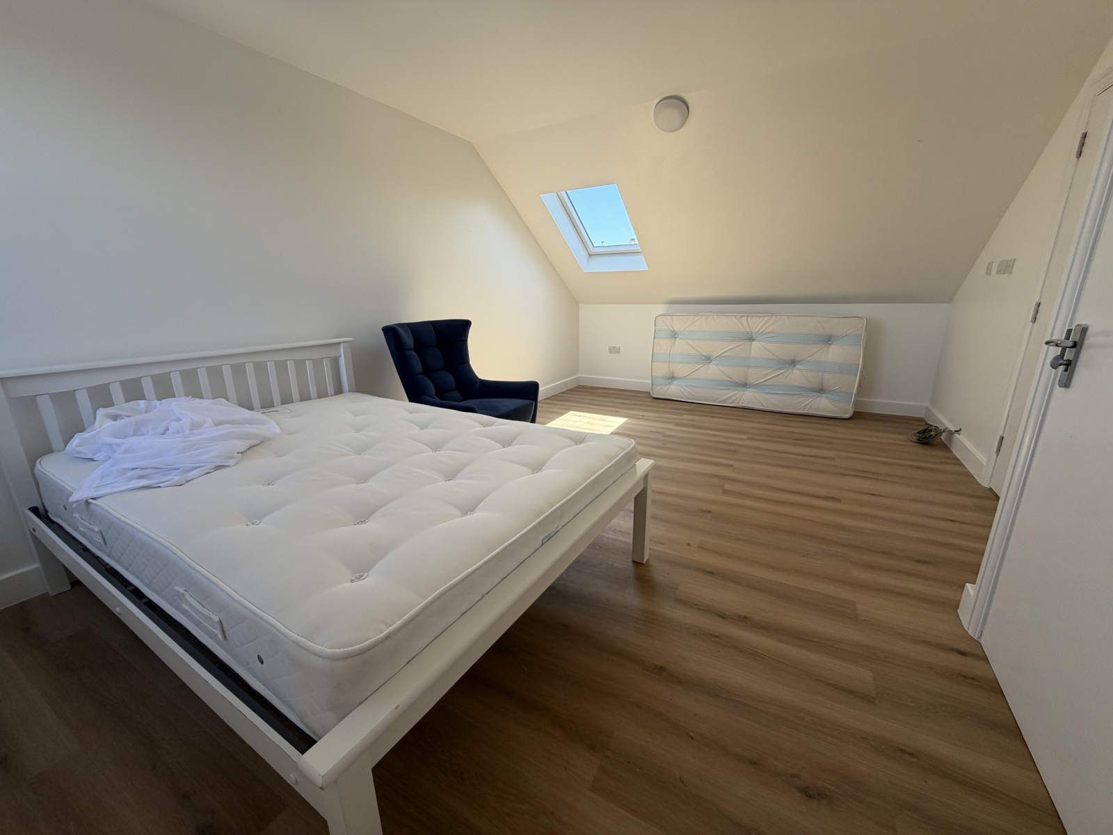 Room Maryland Road in Greater London
