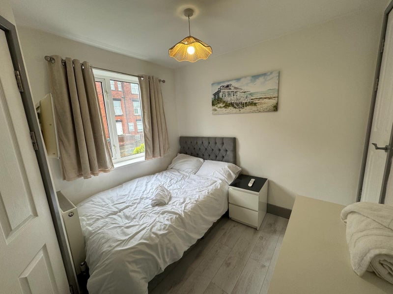 Room Manor View in Leeds