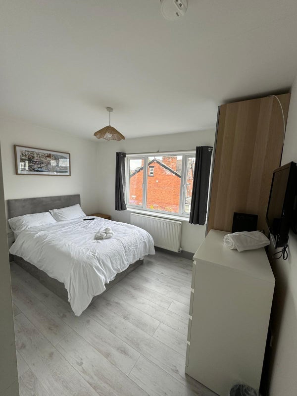 Room Manor View in Leeds