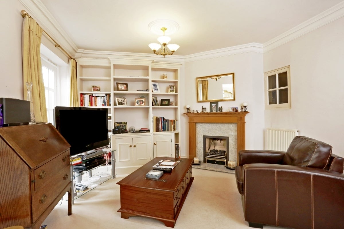 House Barley Way in Marlow